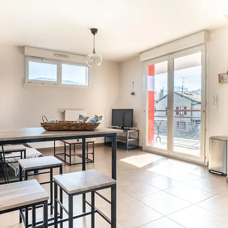 La Parenthese - Annecy- Grande Terrasse - - Garage Apartment *